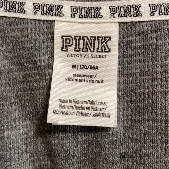 VSPink Thermal Sleep Shirt - Picture 3 of 4